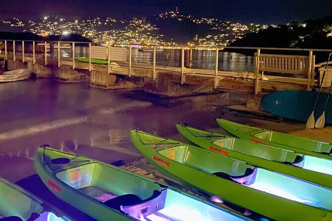 Glow Boats LED Night Kayak, Marriott Frenchman's Cove Dock, USVI - How the LED Kayak Lights Up Turtles, Stingrays, and Fish