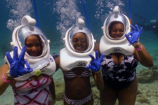 Sea Trek Helmet Dive at Coral World Ocean Park - Helmet-only underwater time at Coral World Ocean Park