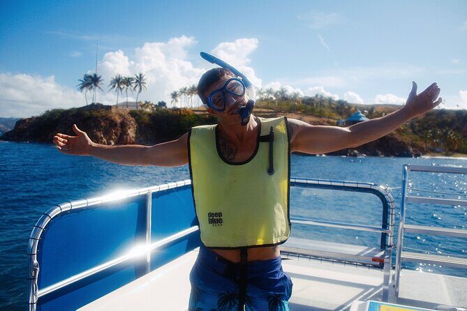 St. James Snorkel & Pizza Pi Lunch - Drinks, crew energy, and why the boat feels fun