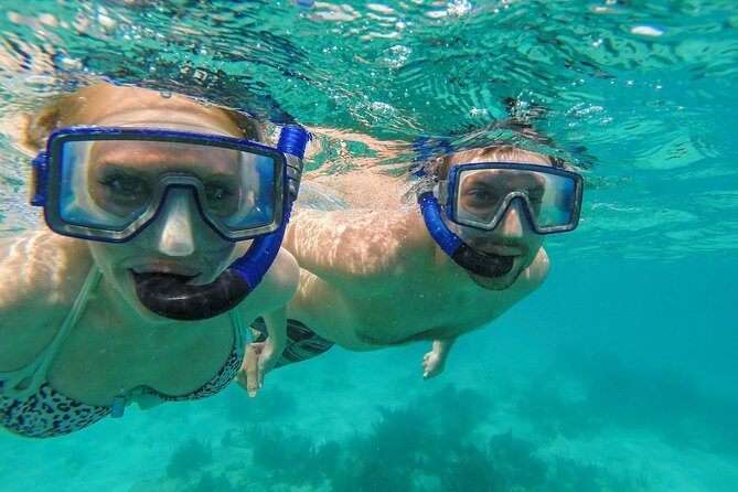 St. Thomas Lime Out Snorkel with Taco Bar Lunch & Swim-Up Bar - Ritz-Carlton - Food and water: how to make the day comfortable