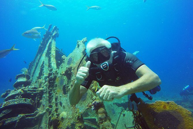 Two-Tank Dive for Certified Diving in St Thomas - Captain Tommy’s briefing: safety first, then relax